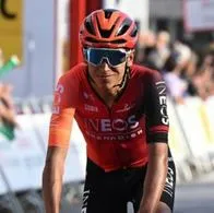 埃根·伯纳尔 (Egan Bernal) 在环加泰罗尼亚 (Vuelta a Catalunya) 比赛中意外摔倒后，波加卡尔 (Pogacar) 受伤：视频以及他身上发生的事情